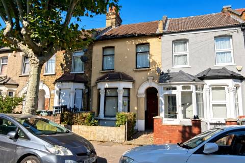 Property for auction in London