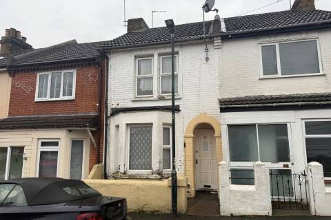 Property for auction in Kent