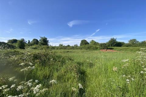 Property for auction in Avon