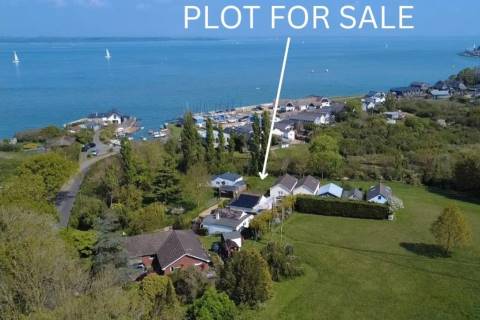 Property for auction in Isle of Wight