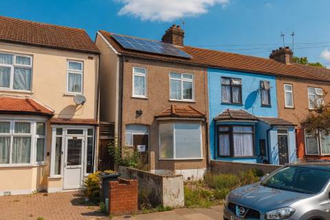 Property for auction in Essex