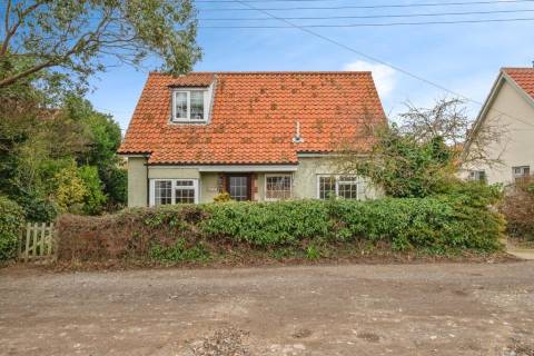 Property for auction in Norfolk