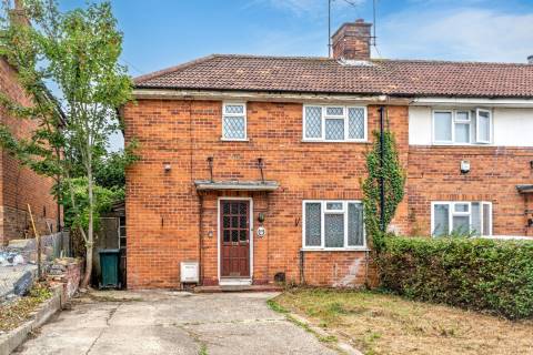 Property for auction in Berkshire