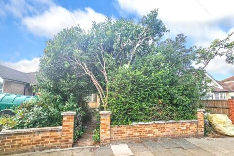 Property for auction in Essex