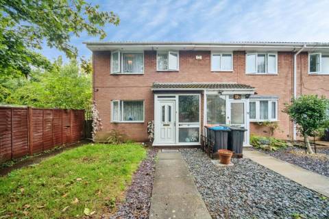 Property for auction in Buckinghamshire