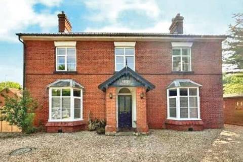Property for auction in Norfolk