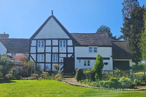 Property for auction in Worcestershire