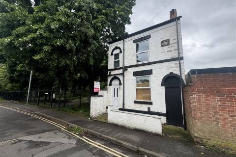 Property for auction in Derbyshire