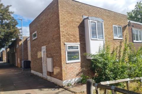 Property for auction in Bedfordshire