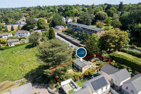 Property for auction in Avon