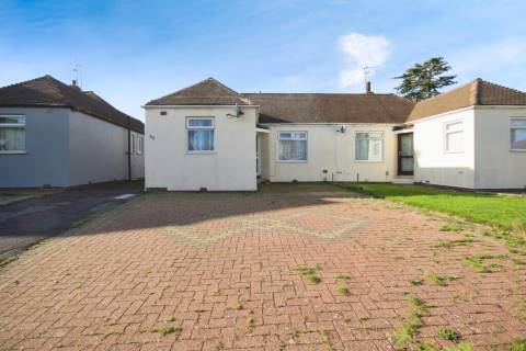Property for auction in Warwickshire