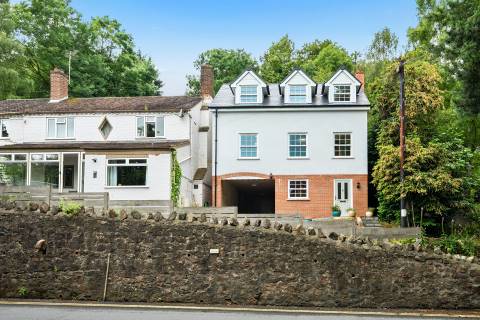Property for auction in Worcestershire
