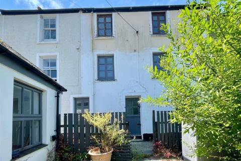 Property for auction in Cornwall