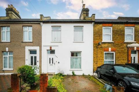 Property for auction in Essex