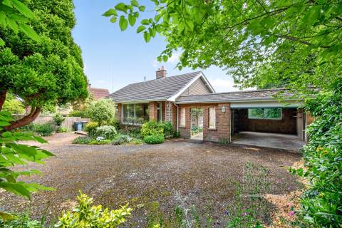 Property for auction in Isle of Wight