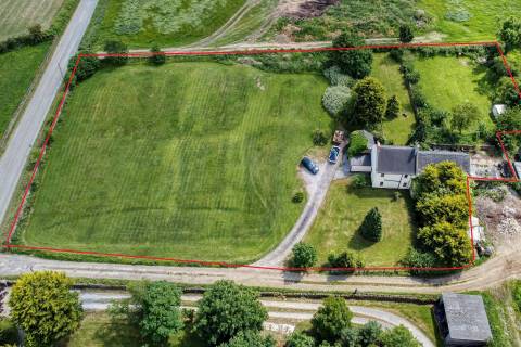 Property for auction in Derbyshire