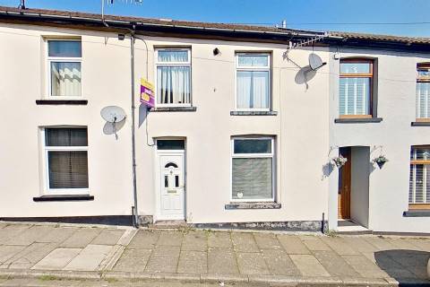 Property for auction in Mid Glamorgan