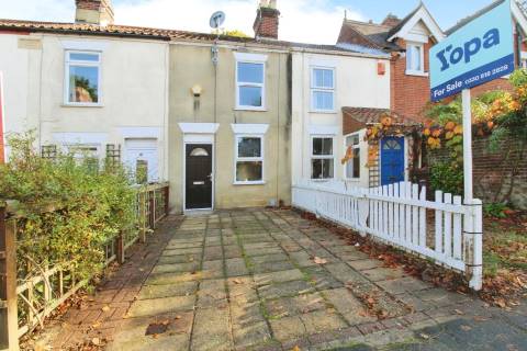 Property for auction in Norfolk