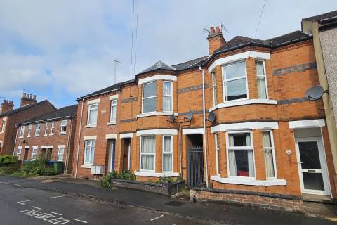 Property for auction in Warwickshire