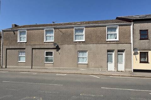 Property for auction in Cornwall