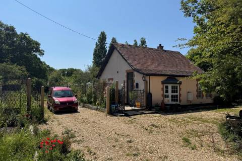 Property for auction in Isle of Wight