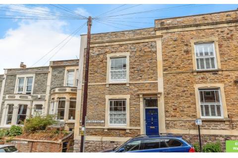 Property for auction in Avon