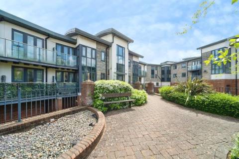 Property for auction in Buckinghamshire