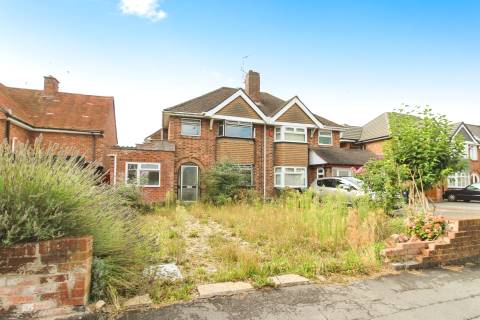 Property for auction in Warwickshire