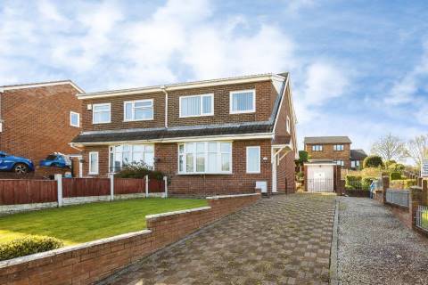 Property for auction in Clwyd