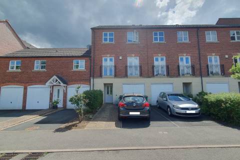Property for auction in Worcestershire