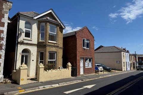 Property for auction in Isle of Wight