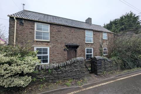 Property for auction in Avon