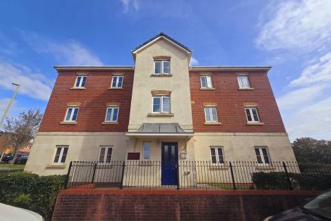 Property for auction in Mid Glamorgan