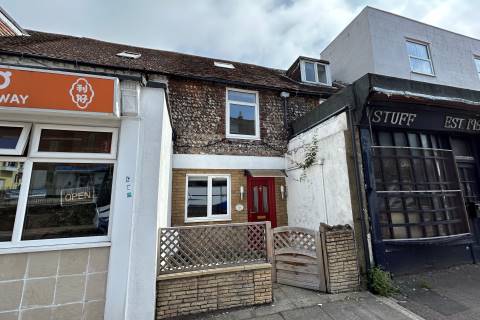 Property for auction in Kent