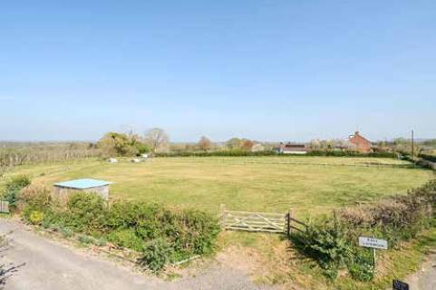 Property for auction in Somerset