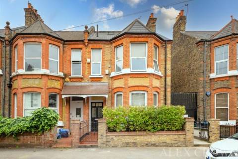Property for auction in London