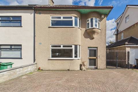 Property for auction in Avon