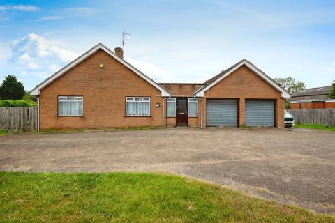 Property for auction in Lincolnshire