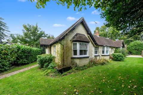 Property for auction in Oxfordshire