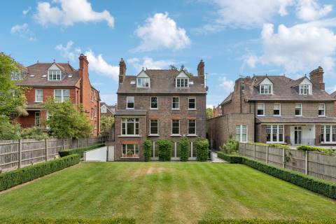 Property for auction in London