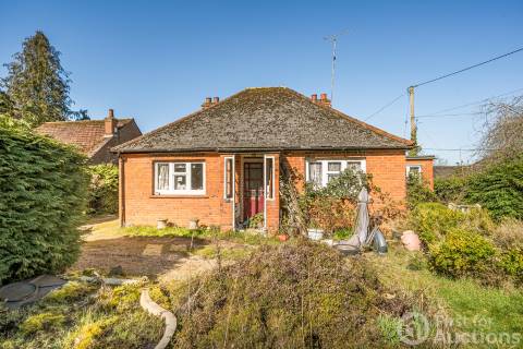 Property for auction in Oxfordshire