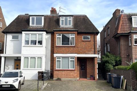 Property for auction in London