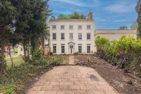 Property for auction in West Midlands