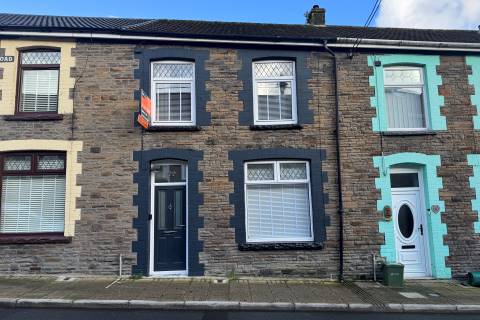 Property for auction in Mid Glamorgan