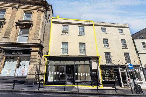 Property for auction in Avon