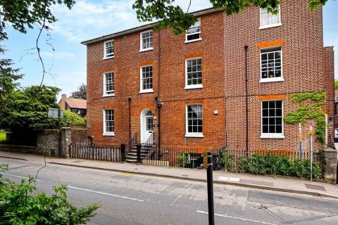 Property for auction in Kent