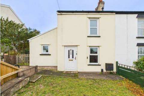 Property for auction in Avon