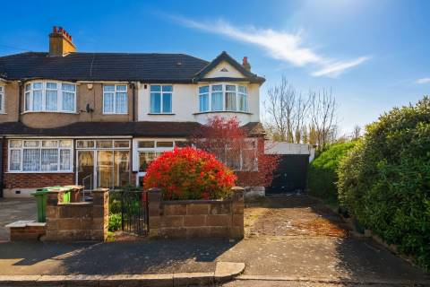 Property for auction in Surrey