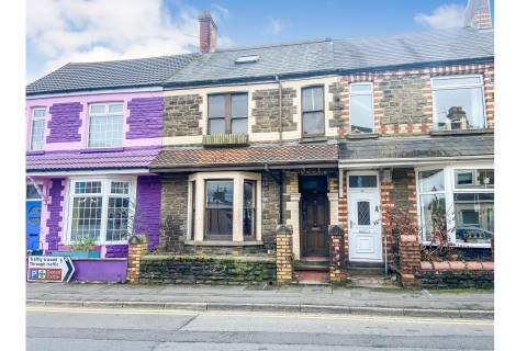 Property for auction in Mid Glamorgan