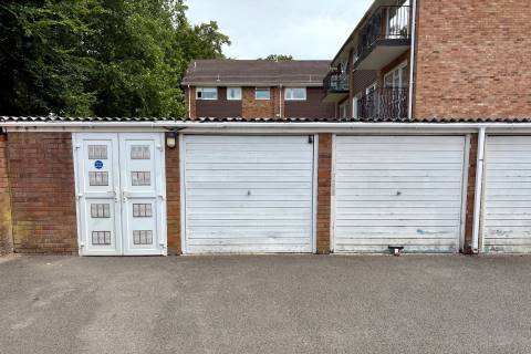 Property for auction in Berkshire